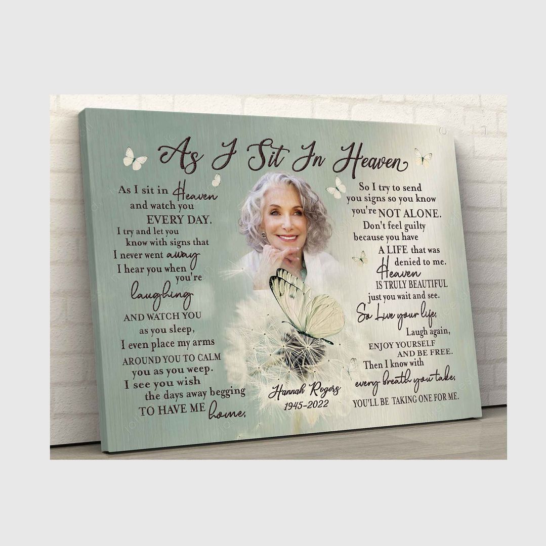 Custom Personalized Memorial Horizontal Canvas - Upload Mom Photo - Remember Me With Love and Joy, Let Gratitude Fill Your Heart
